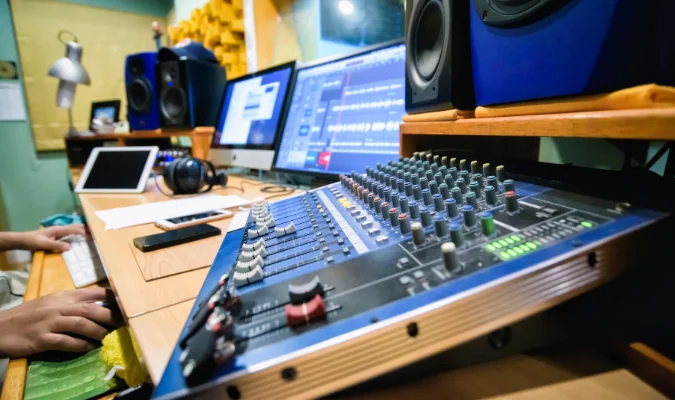Bàn&nbsp;mixer soundcraff efx 12